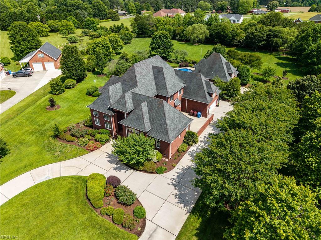 909 Two Gates CIR