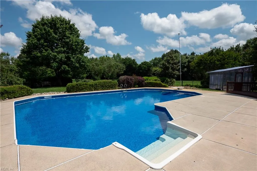 Chesapeake, Virginia 23322, United States, 6 Bedrooms Bedrooms, ,6 BathroomsBathrooms,Residential,Active,134386