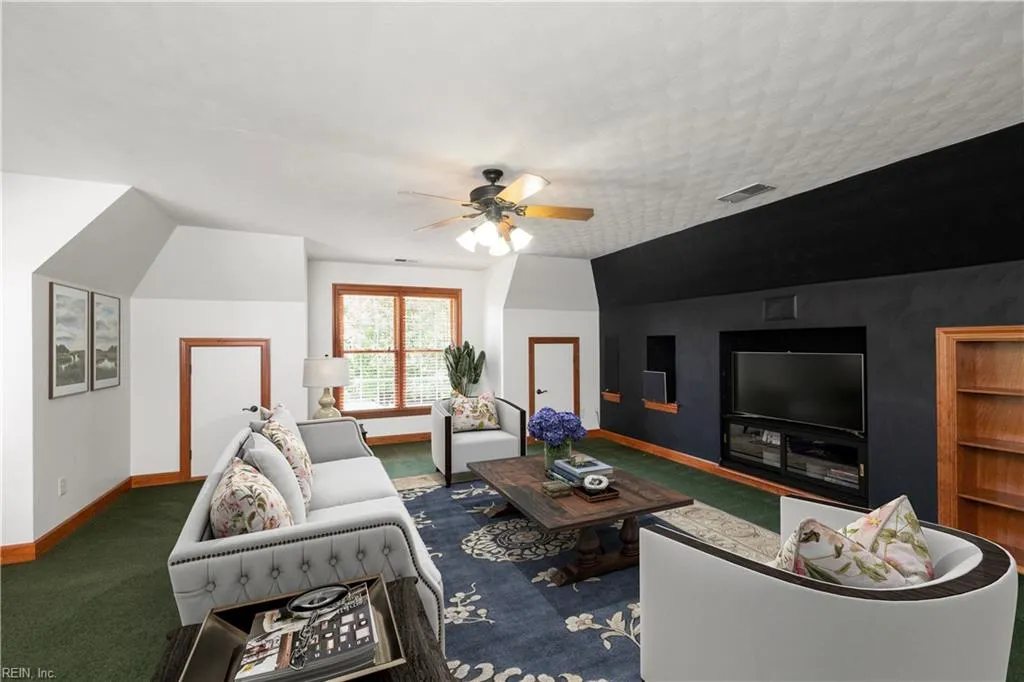 Chesapeake, Virginia 23322, United States, 6 Bedrooms Bedrooms, ,6 BathroomsBathrooms,Residential,Active,134386