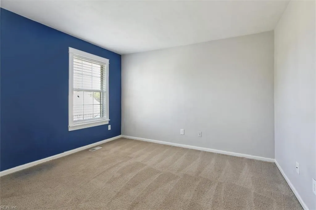 Hampton, Virginia 23666, United States, 3 Bedrooms Bedrooms, ,3 BathroomsBathrooms,Residential,Active,122062