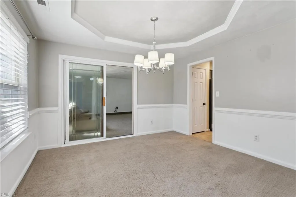 Hampton, Virginia 23666, United States, 3 Bedrooms Bedrooms, ,3 BathroomsBathrooms,Residential,Active,122062