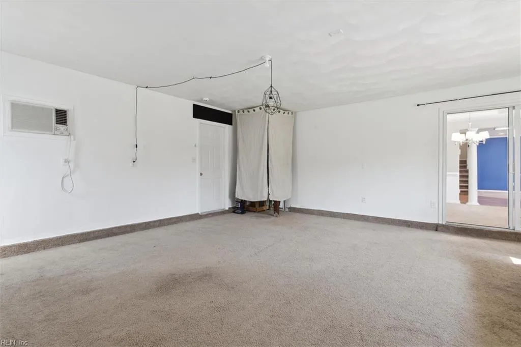 Hampton, Virginia 23666, United States, 3 Bedrooms Bedrooms, ,3 BathroomsBathrooms,Residential,Active,122062