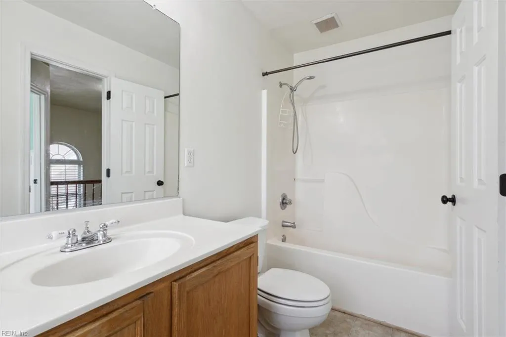 Hampton, Virginia 23666, United States, 3 Bedrooms Bedrooms, ,3 BathroomsBathrooms,Residential,Active,122062