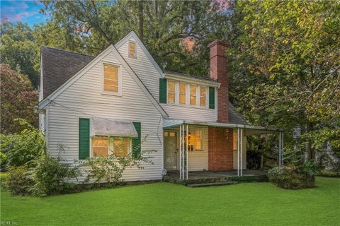 Photo of 16 Old Fox Hill Road, Hampton, VA 23669 (MLS # 10653743)