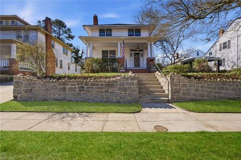 Photo of 737 Pennsylvania Avenue, Norfolk, VA 23508 (MLS # 10626642)