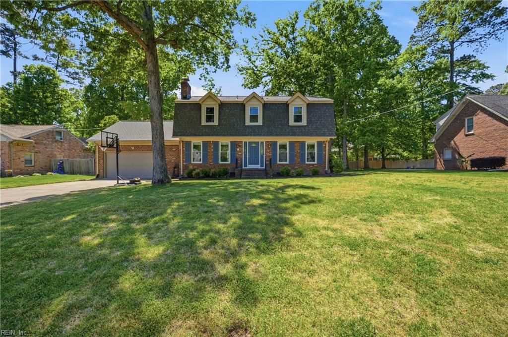 Photo of 3224 Pineridge Drive, Chesapeake, VA 23321 (MLS # 10631381)