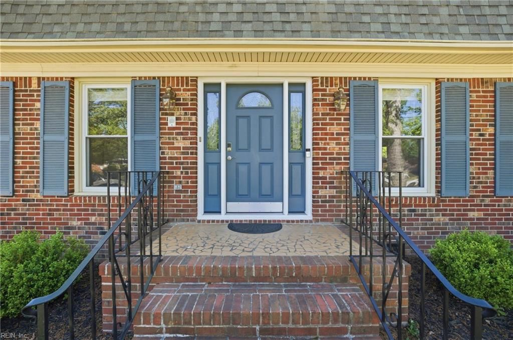 Photo of 3224 Pineridge Drive, Chesapeake, VA 23321 (MLS # 10631381)