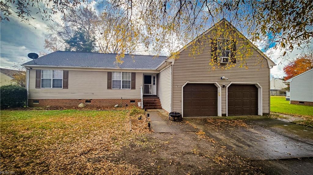 Photo of 5437 Lilac Crescent, Portsmouth, VA 23703 (MLS # 10611814)