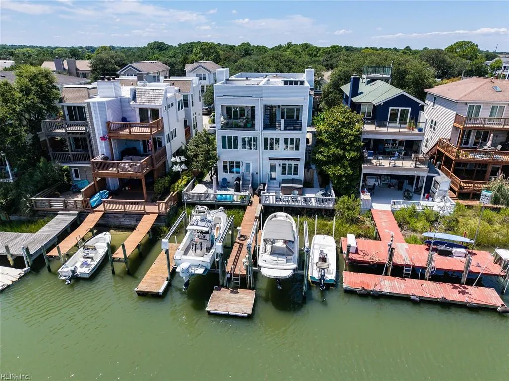 Virginia Beach, Virginia 23455, United States, 4 Bedrooms Bedrooms, ,4 BathroomsBathrooms,Residential,Active,187933