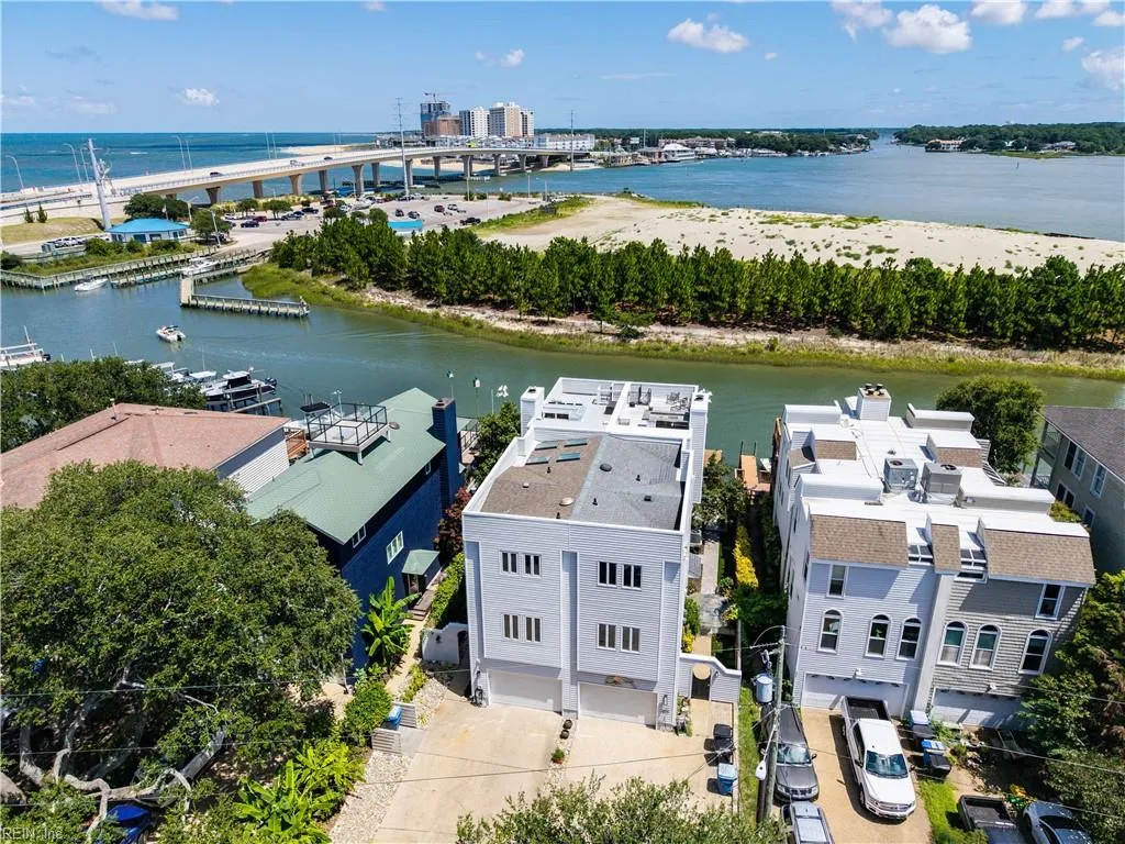 Virginia Beach, Virginia 23455, United States, 4 Bedrooms Bedrooms, ,4 BathroomsBathrooms,Residential,Active,187933