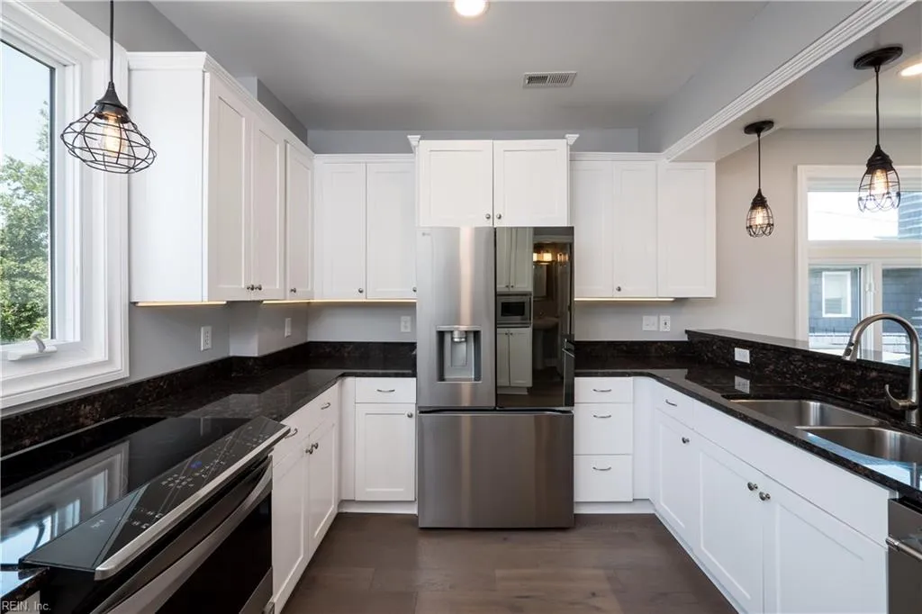 Virginia Beach, Virginia 23455, United States, 4 Bedrooms Bedrooms, ,4 BathroomsBathrooms,Residential,Active,187933