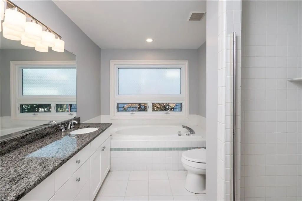 Virginia Beach, Virginia 23455, United States, 4 Bedrooms Bedrooms, ,4 BathroomsBathrooms,Residential,Active,187933