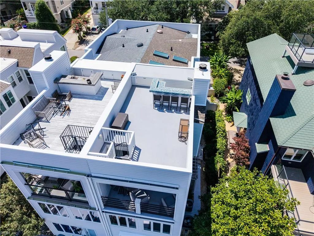 Virginia Beach, Virginia 23455, United States, 4 Bedrooms Bedrooms, ,4 BathroomsBathrooms,Residential,Active,187933