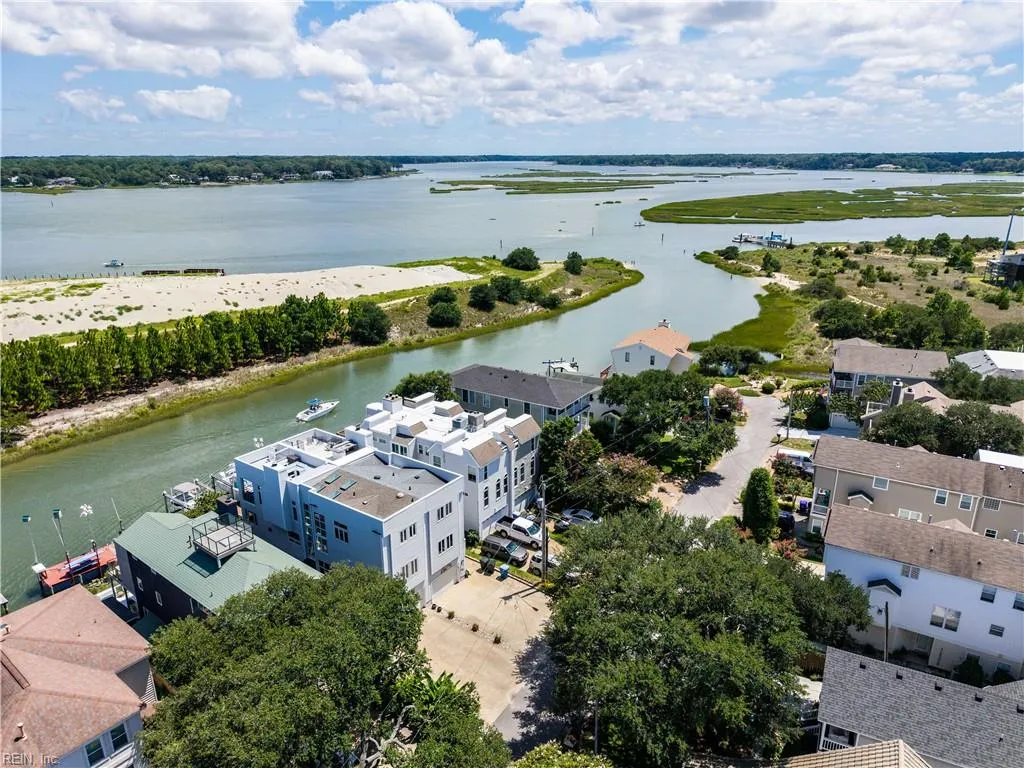 Virginia Beach, Virginia 23455, United States, 4 Bedrooms Bedrooms, ,4 BathroomsBathrooms,Residential,Active,187933