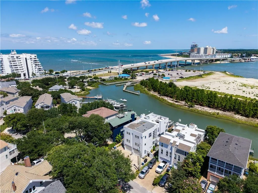 Virginia Beach, Virginia 23455, United States, 4 Bedrooms Bedrooms, ,4 BathroomsBathrooms,Residential,Active,187933