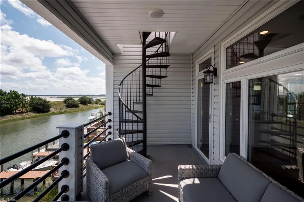 Virginia Beach, Virginia 23455, United States, 4 Bedrooms Bedrooms, ,4 BathroomsBathrooms,Residential,Active,187933