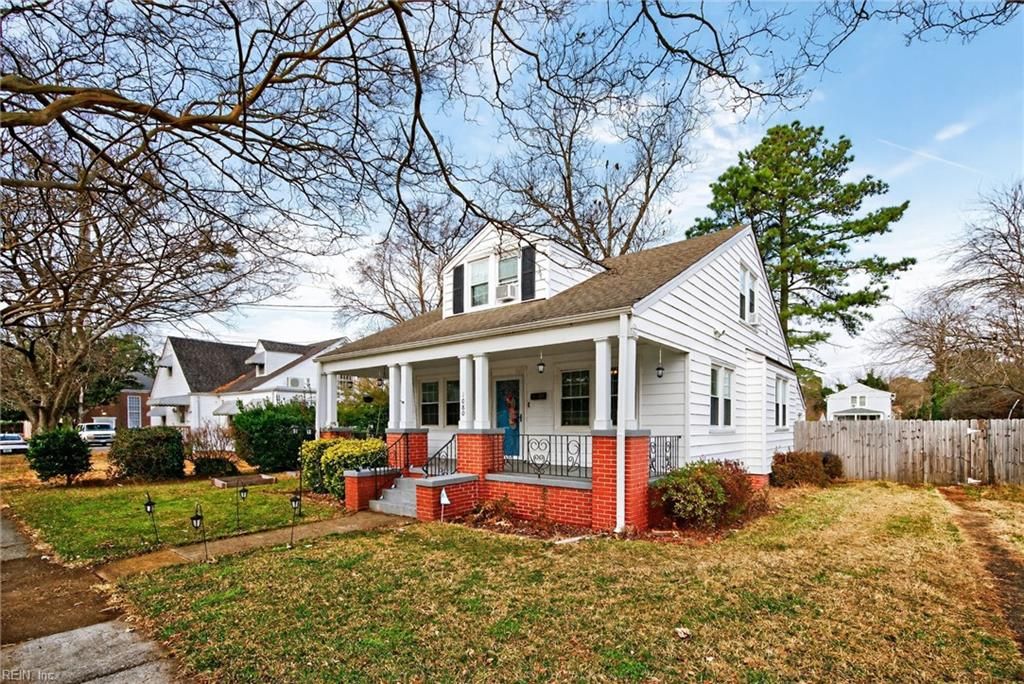 Photo of 1080 Norview Avenue, Norfolk, VA 23513 (MLS # 10615887)