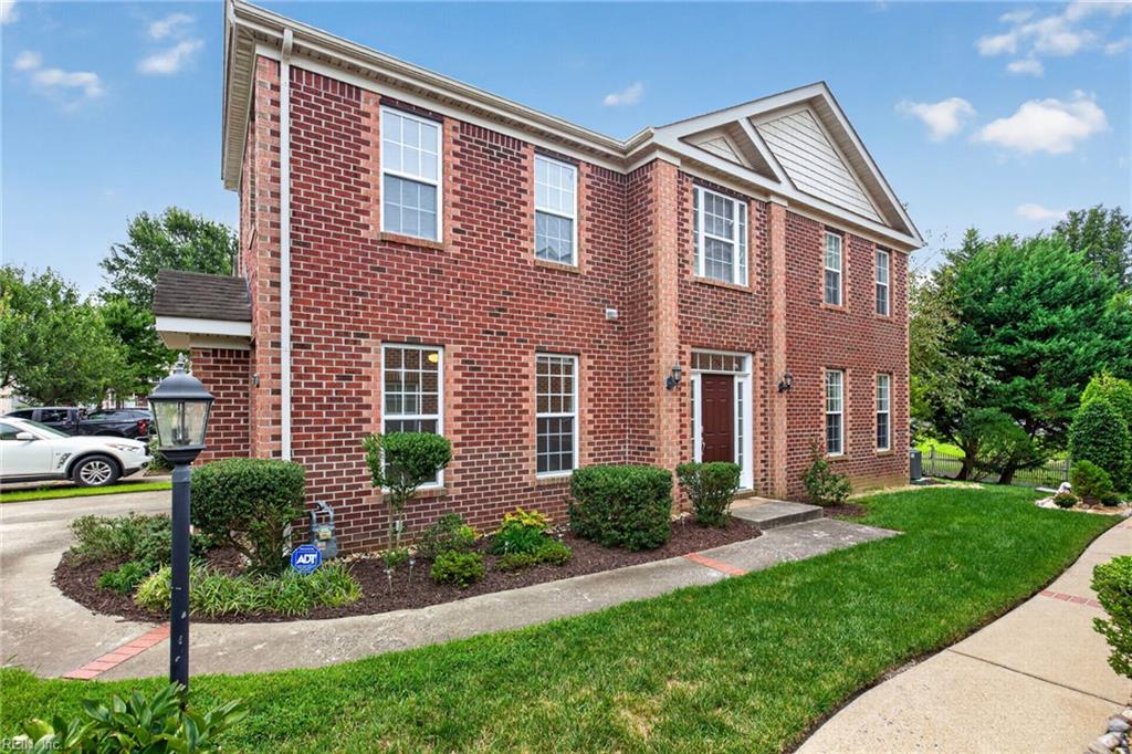 Photo of 1007 Skiffs Landing Lane, Suffolk, VA 23435 (MLS # 10653605)