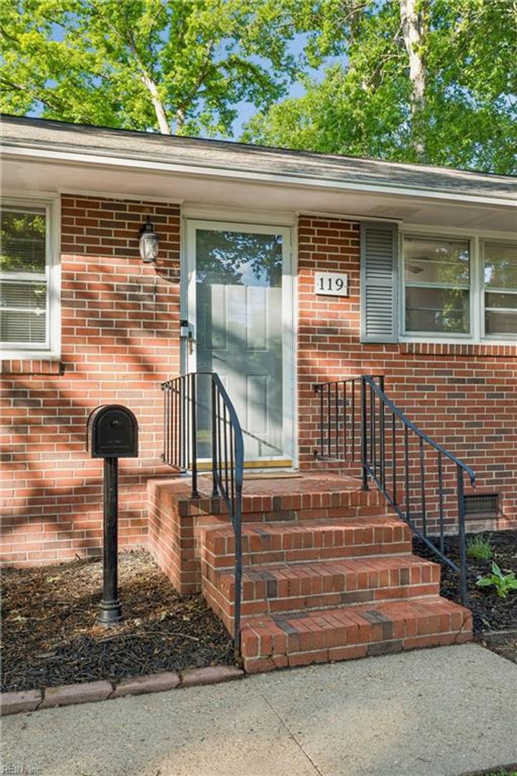 Photo of 119 Nicewood Drive, Newport News, VA 23602 (MLS # 10632016)