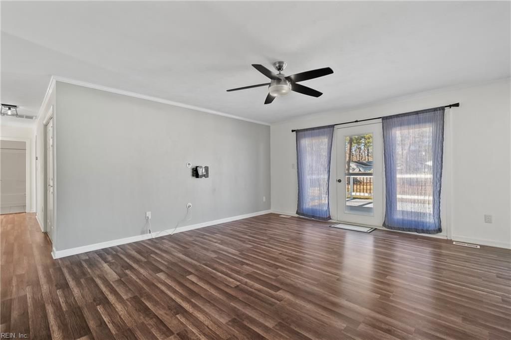 Photo of 639 Alberthas Drive, Virginia Beach, VA 23452 (MLS # 10624405)