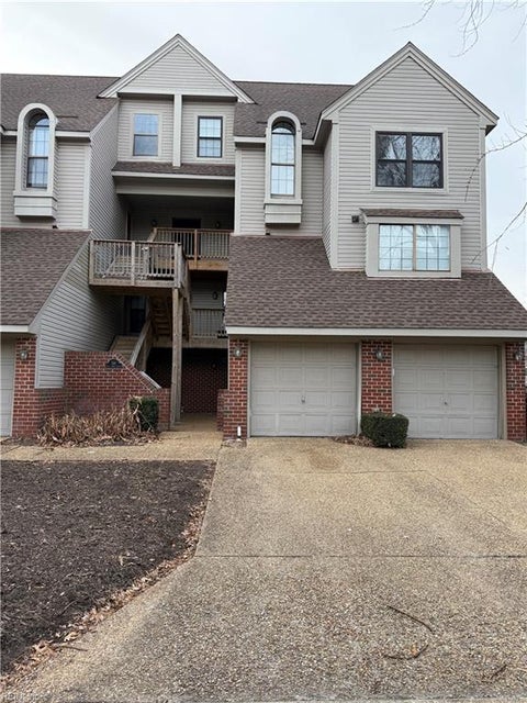 Photo of 744 Rock Crest Court #304, Newport News, VA 23602 (MLS # 10658858)
