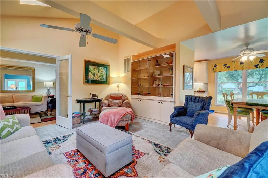 Chesapeake, Virginia 23321, United States, 4 Bedrooms Bedrooms, ,2 BathroomsBathrooms,Residential,Active,209048