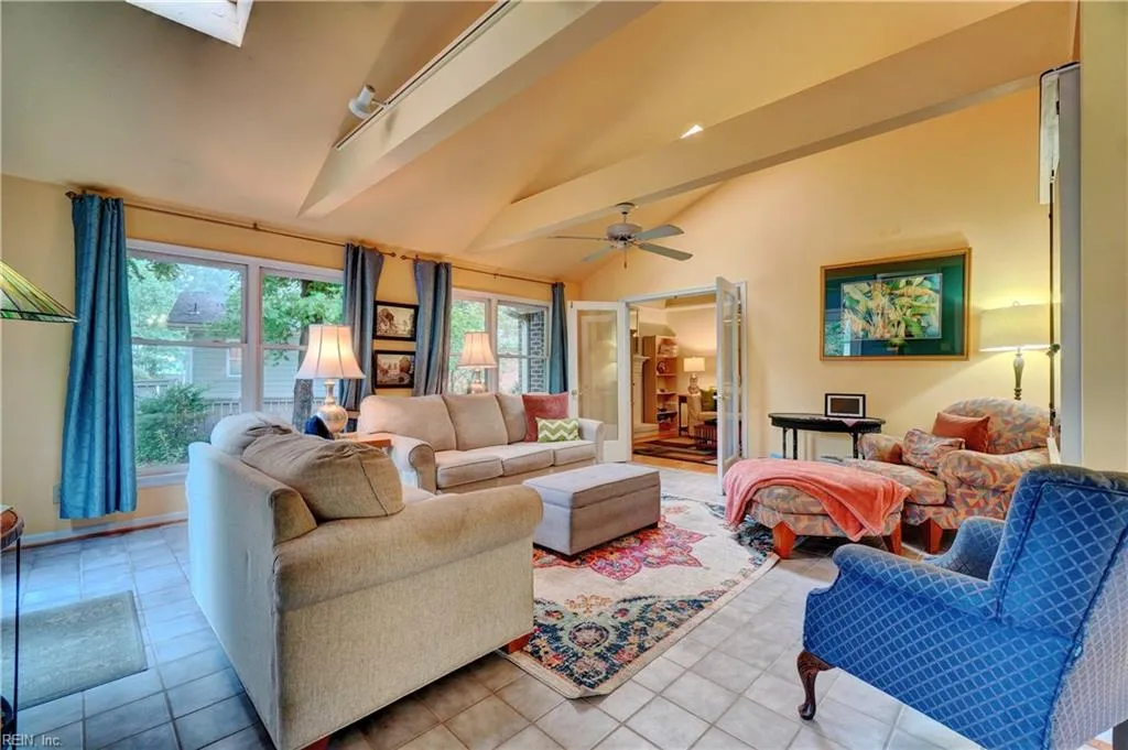 Chesapeake, Virginia 23321, United States, 4 Bedrooms Bedrooms, ,2 BathroomsBathrooms,Residential,Active,209048