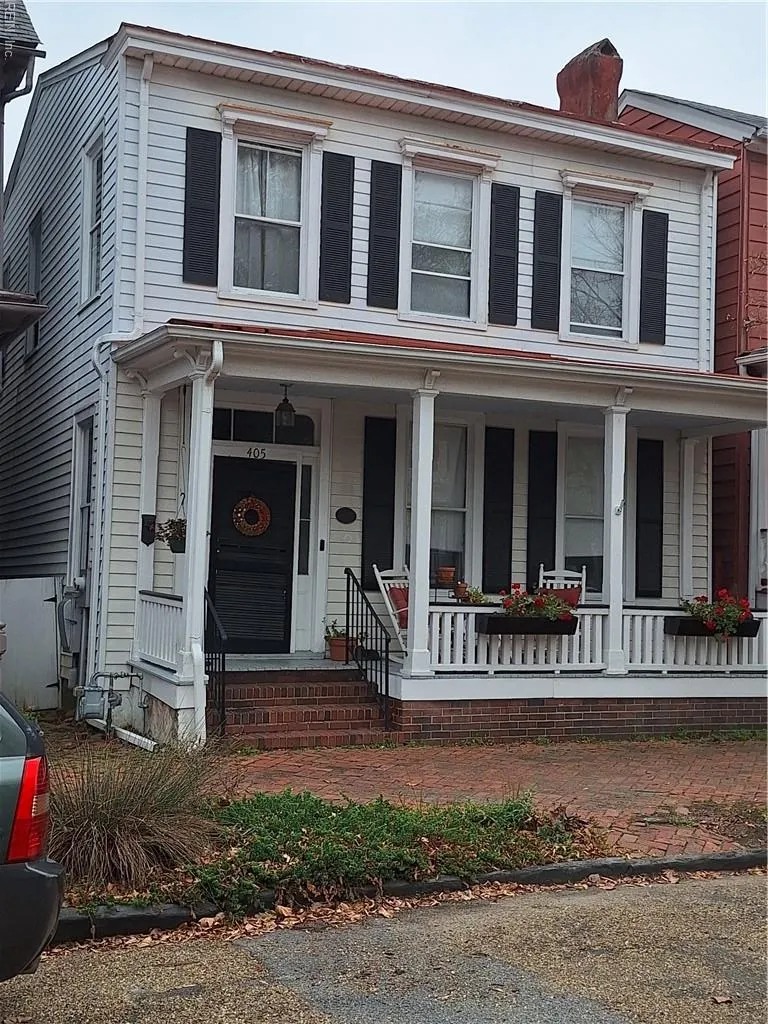 Portsmouth, Virginia 23704, United States, 4 Bedrooms Bedrooms, ,2 BathroomsBathrooms,Residential,Active,246472