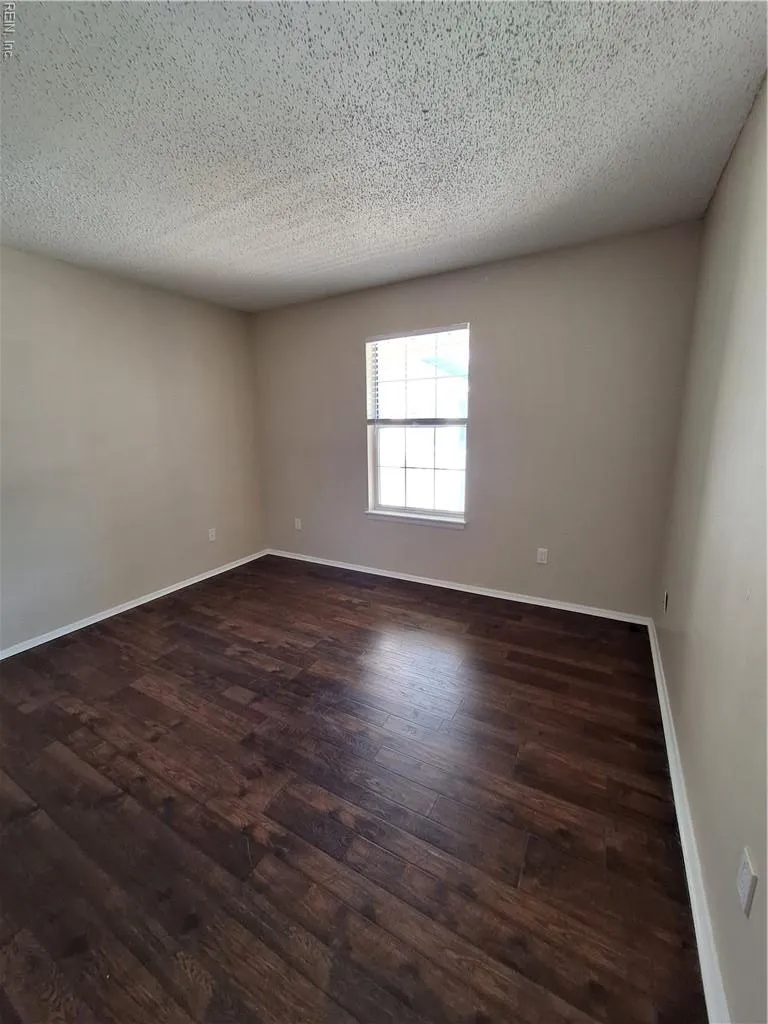 Virginia Beach, Virginia 23462, United States, 2 Bedrooms Bedrooms, ,2 BathroomsBathrooms,Residential,Active,227983