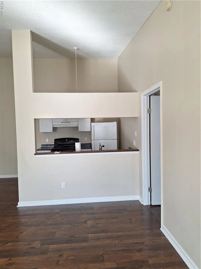 Virginia Beach, Virginia 23462, United States, 2 Bedrooms Bedrooms, ,2 BathroomsBathrooms,Residential,Active,227983