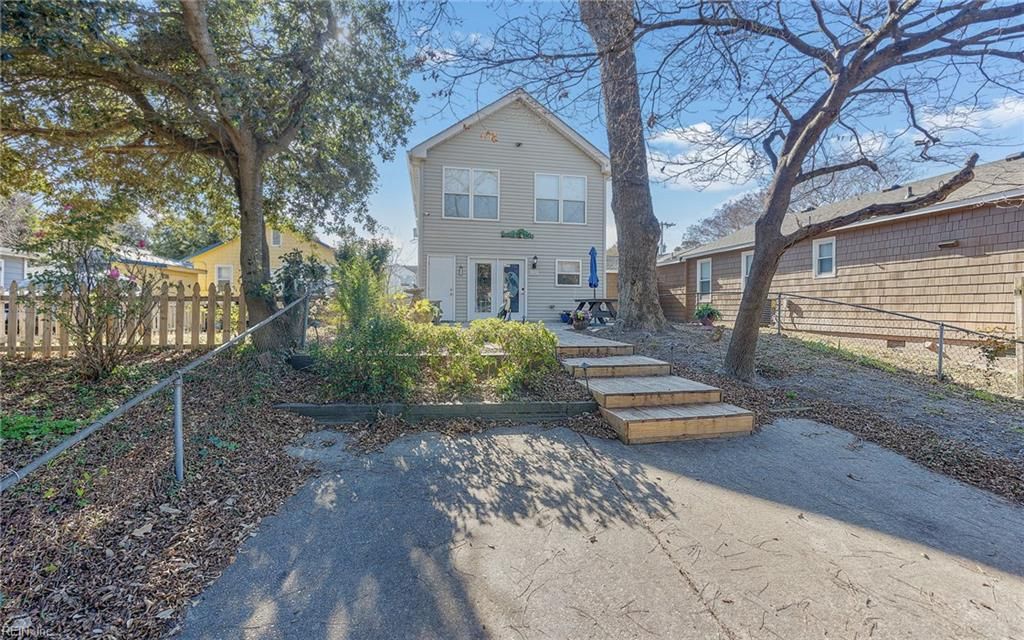 Photo of 4553 Lauderdale Avenue, Virginia Beach, VA 23455 (MLS # 10613411)