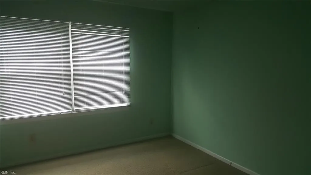 Chesapeake, Virginia 23320, United States, 2 Bedrooms Bedrooms, ,2 BathroomsBathrooms,Residential,Active,12048