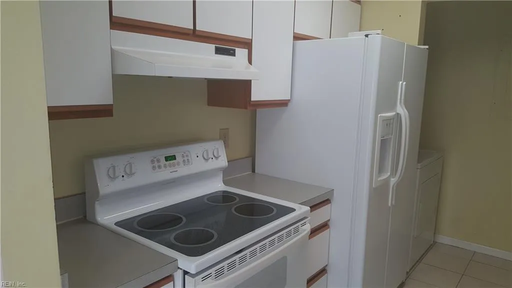 Chesapeake, Virginia 23320, United States, 2 Bedrooms Bedrooms, ,2 BathroomsBathrooms,Residential,Active,12048