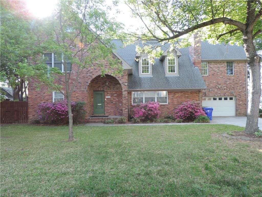 Photo of 8504 Culfor Crescent, Norfolk, VA 23503 (MLS # 10631661)