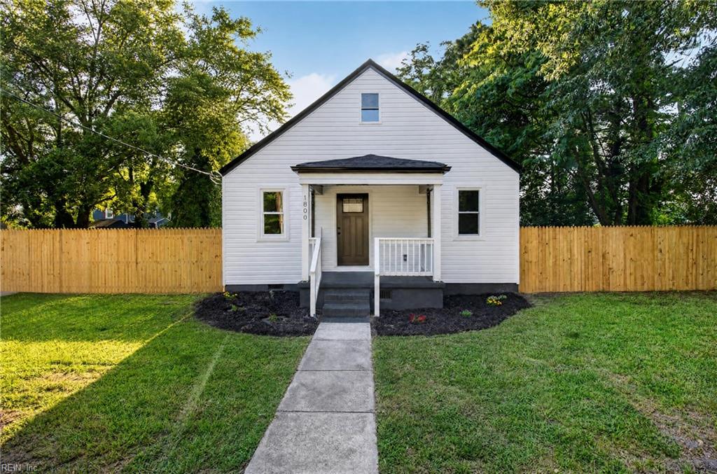 Photo of 1800 Nashville Avenue, Portsmouth, VA 23704 (MLS # 10652835)