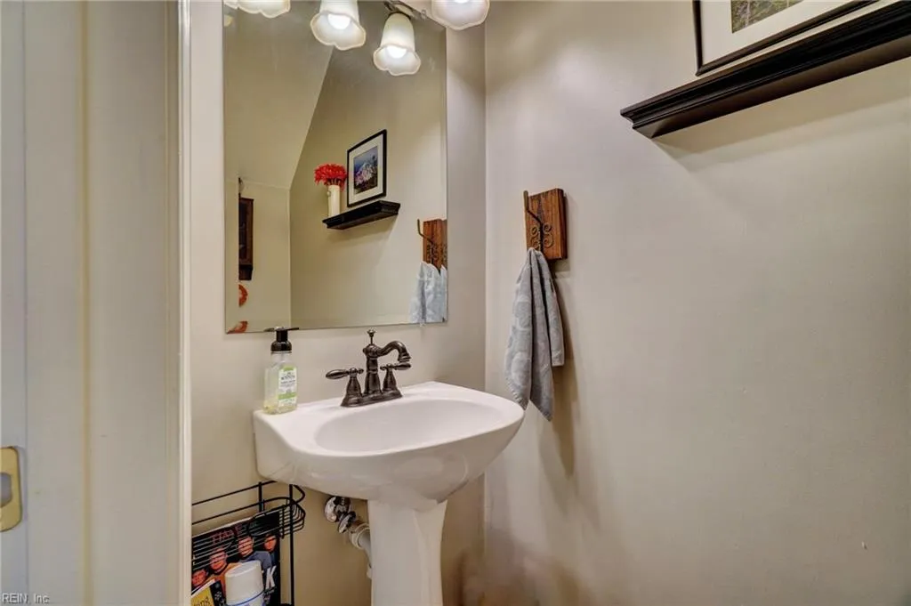 Suffolk, Virginia 23435, United States, 3 Bedrooms Bedrooms, ,3 BathroomsBathrooms,Residential,Active,228154