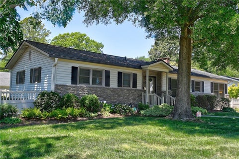 Photo of 5525 Hatteras Road, Virginia Beach, VA 23462 (MLS # 10638350)