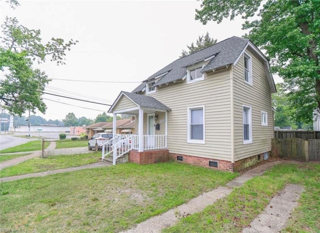 Photo of 3324 Deep Creek Boulevard, Portsmouth, VA 23702 (MLS # 10604981)