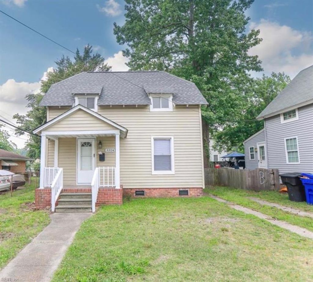 Photo of 3324 Deep Creek Boulevard, Portsmouth, VA 23702 (MLS # 10604981)