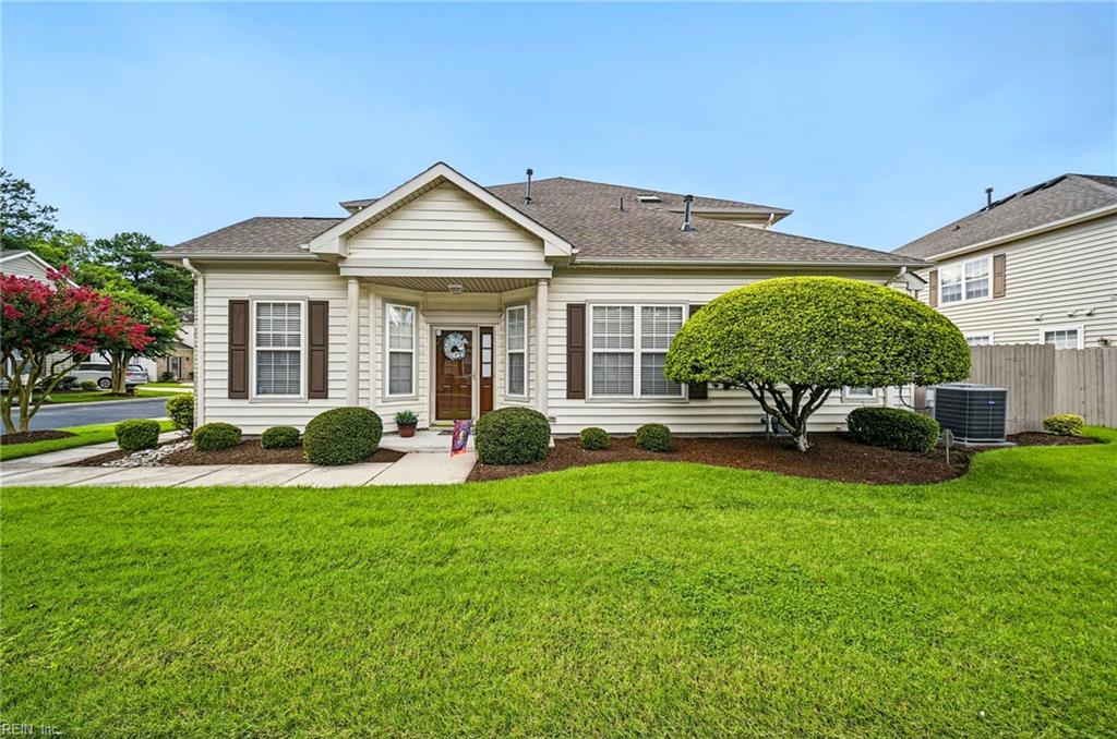 Photo of 1717 Springs Edge Court, Virginia Beach, VA 23456 (MLS # 10652157)