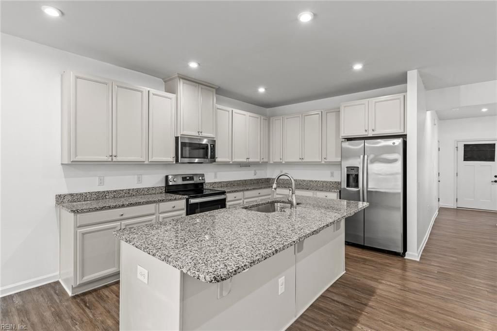 Photo of 109 Capeside Court, Williamsburg, VA 23188 (MLS # 10630660)