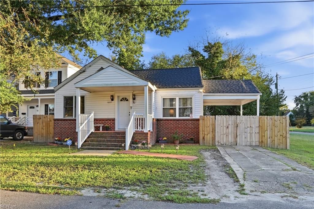 Photo of 1237 Portsmouth Boulevard, Portsmouth, VA 23704 (MLS # 10656863)
