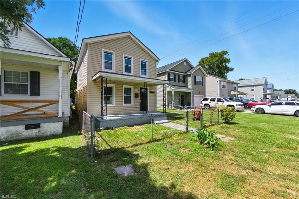 Photo of 1322 Hoover Avenue, Chesapeake, VA 23324 (MLS # 10613084)