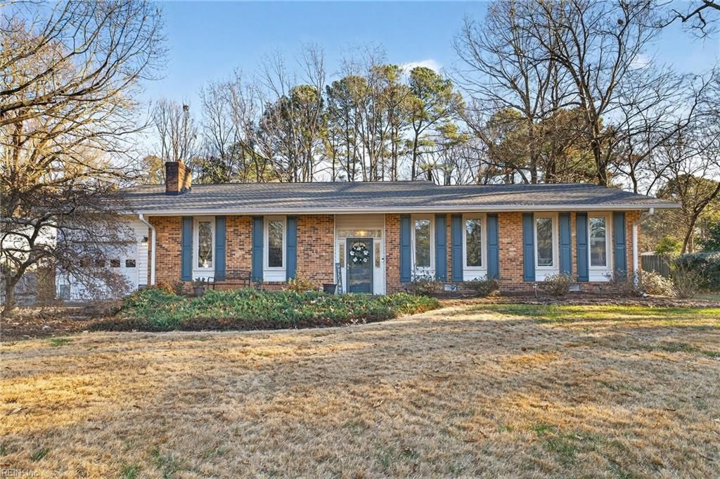 Photo of 3305 Doncaster Road, Virginia Beach, VA 23452 (MLS # 10615763)
