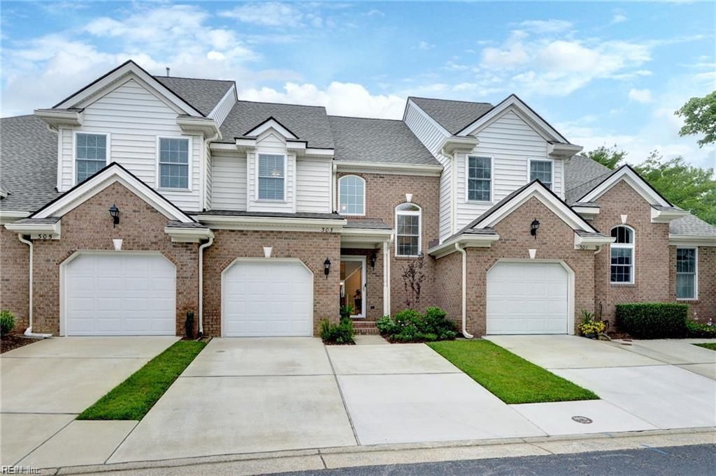 Photo of 303 Hillside Terrace, Newport News, VA 23602 (MLS # 10615823)