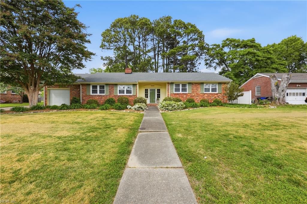 Photo of 5608 Greenefield Drive N, Portsmouth, VA 23703 (MLS # 10630704)