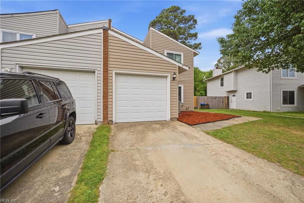 Photo of 621 Folkstone Way, Virginia Beach, VA 23462 (MLS # 10631730)