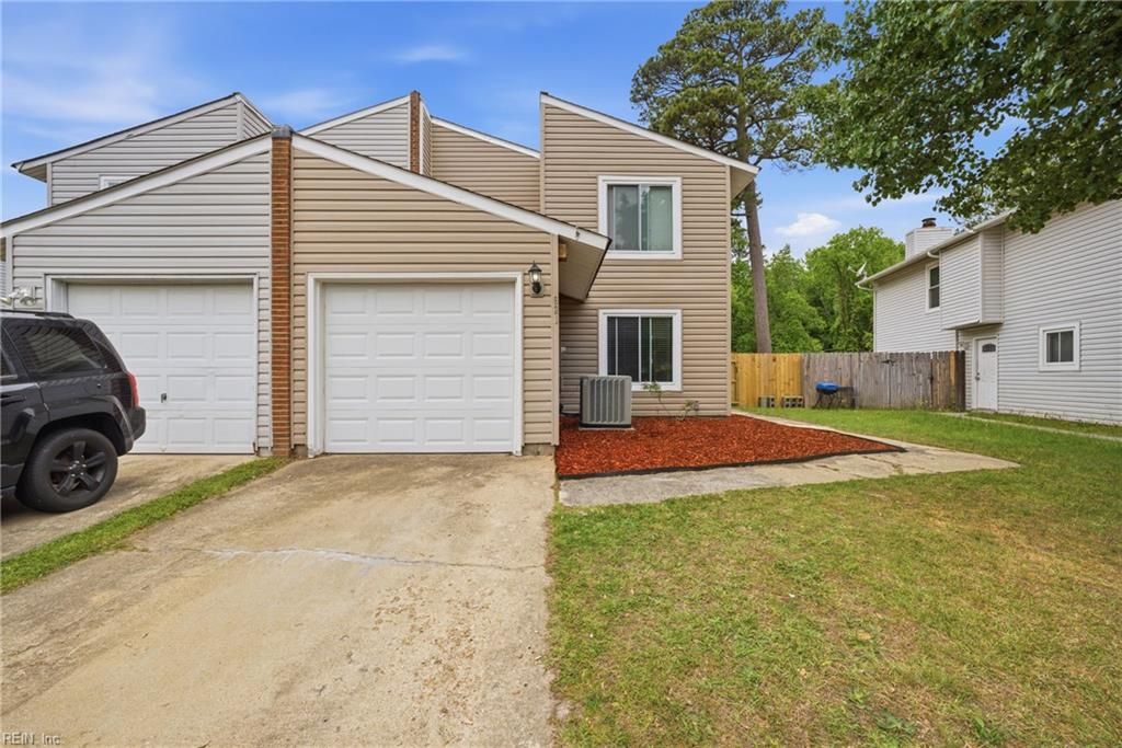 Photo of 621 Folkstone Way, Virginia Beach, VA 23462 (MLS # 10631730)