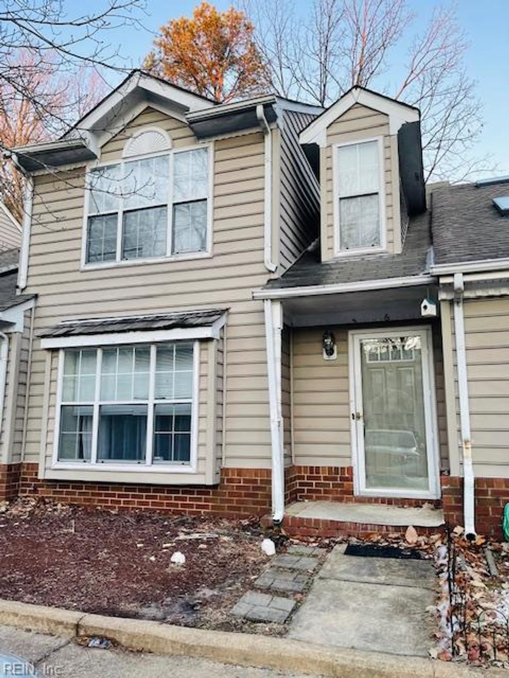 Photo of 6 Hawthorn Place, Hampton, VA 23666 (MLS # 10617919)