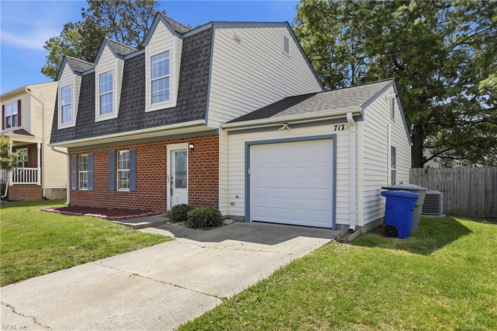 Photo of 717 Mainsail Drive, Newport News, VA 23608 (MLS # 10631059)